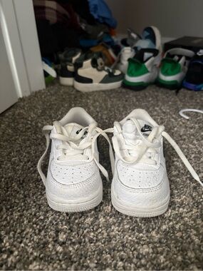Nike Toddler Boys White Sneakers